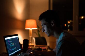 MEJORES CURSOS DE PROGRAMACIÓN GRATIS PARA PRINCIPIANTES EN 2026